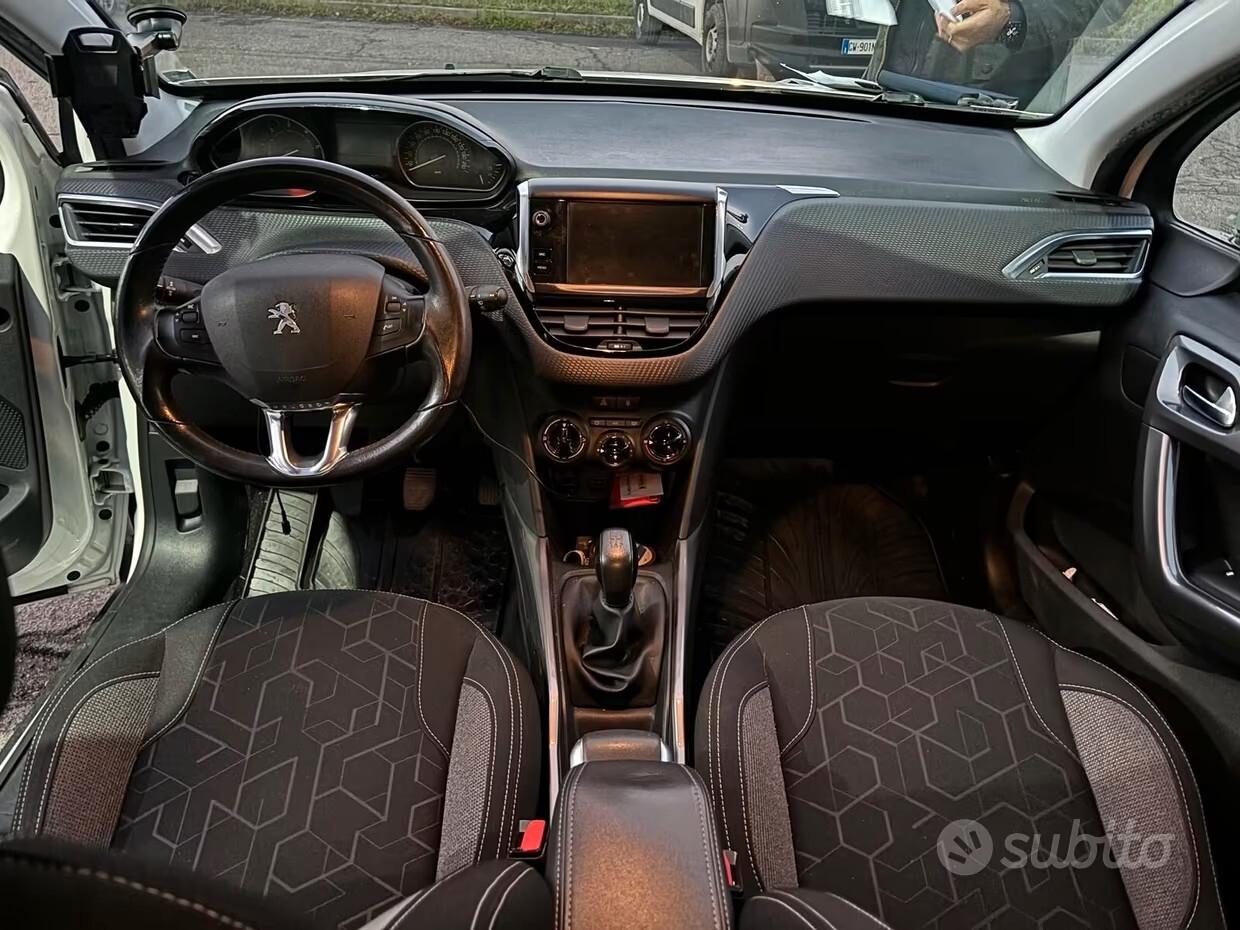 Peugeot 2008 BlueHDi 100 S&S Active