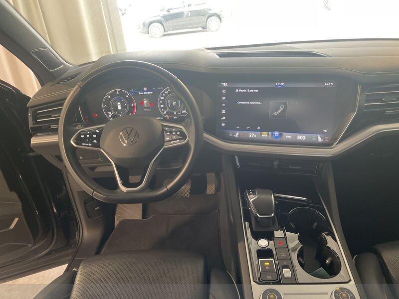 Volkswagen Touareg III 2018 Diesel 3.0 V6 tdi Atmosphere R-Line Exterior Pack