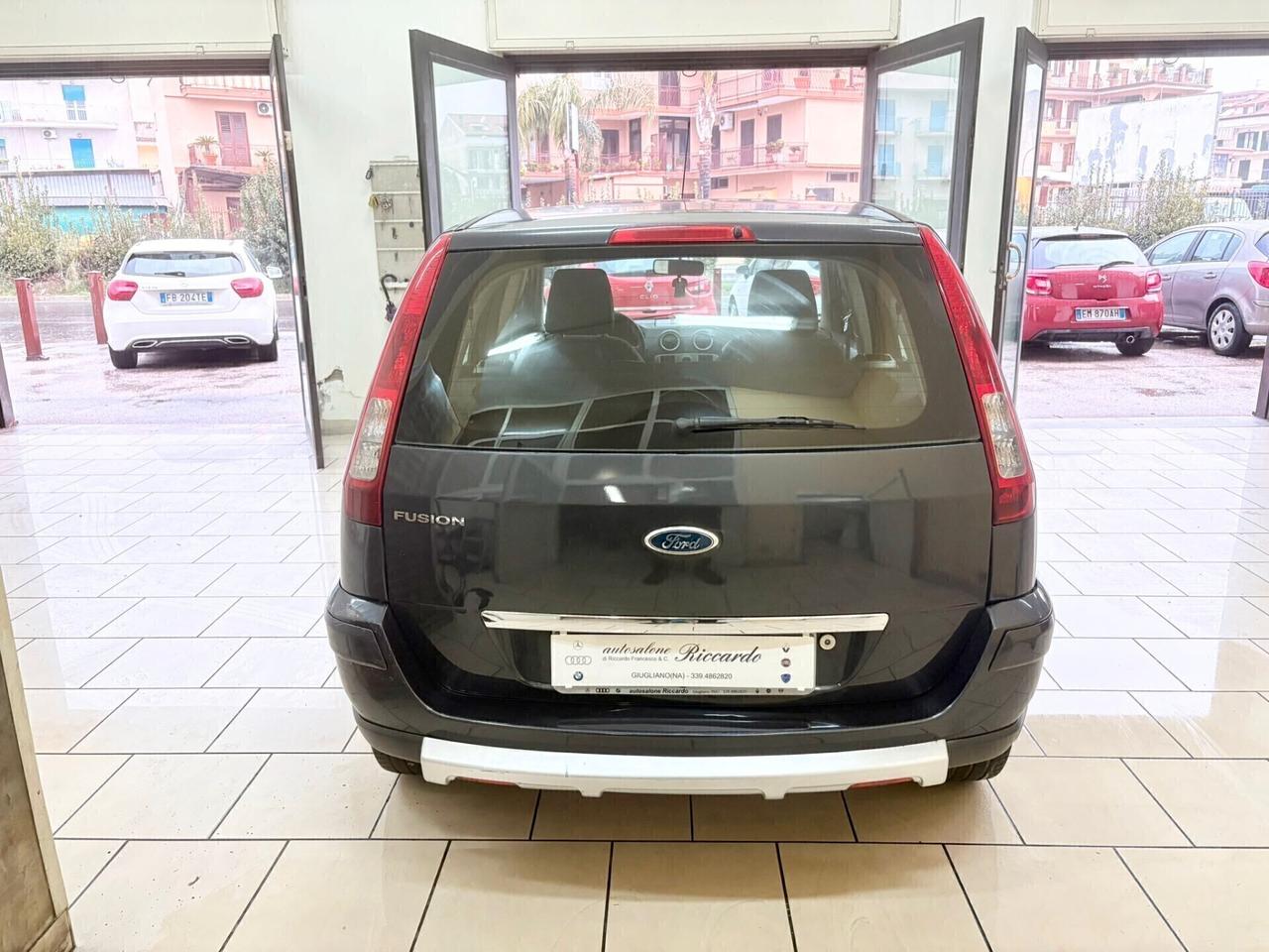 Ford Fusion 1.4i benzina Full Optional