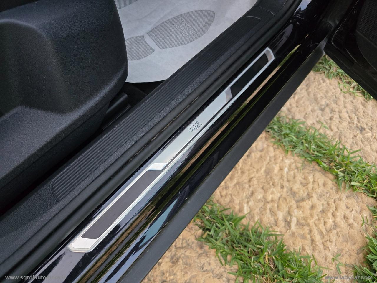 VOLKSWAGEN T-Roc 2.0 TDI SCR R-Line