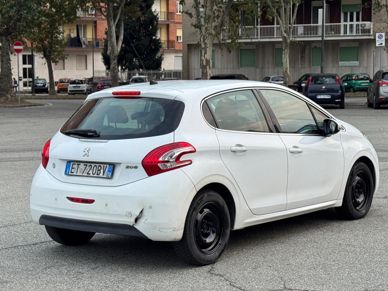 Peugeot 208 1.2 VTi 82 CV 5 porte Allure