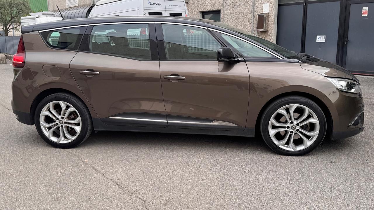 Renault Grand Scenic Blue dCi 120 CV Sport Edition2