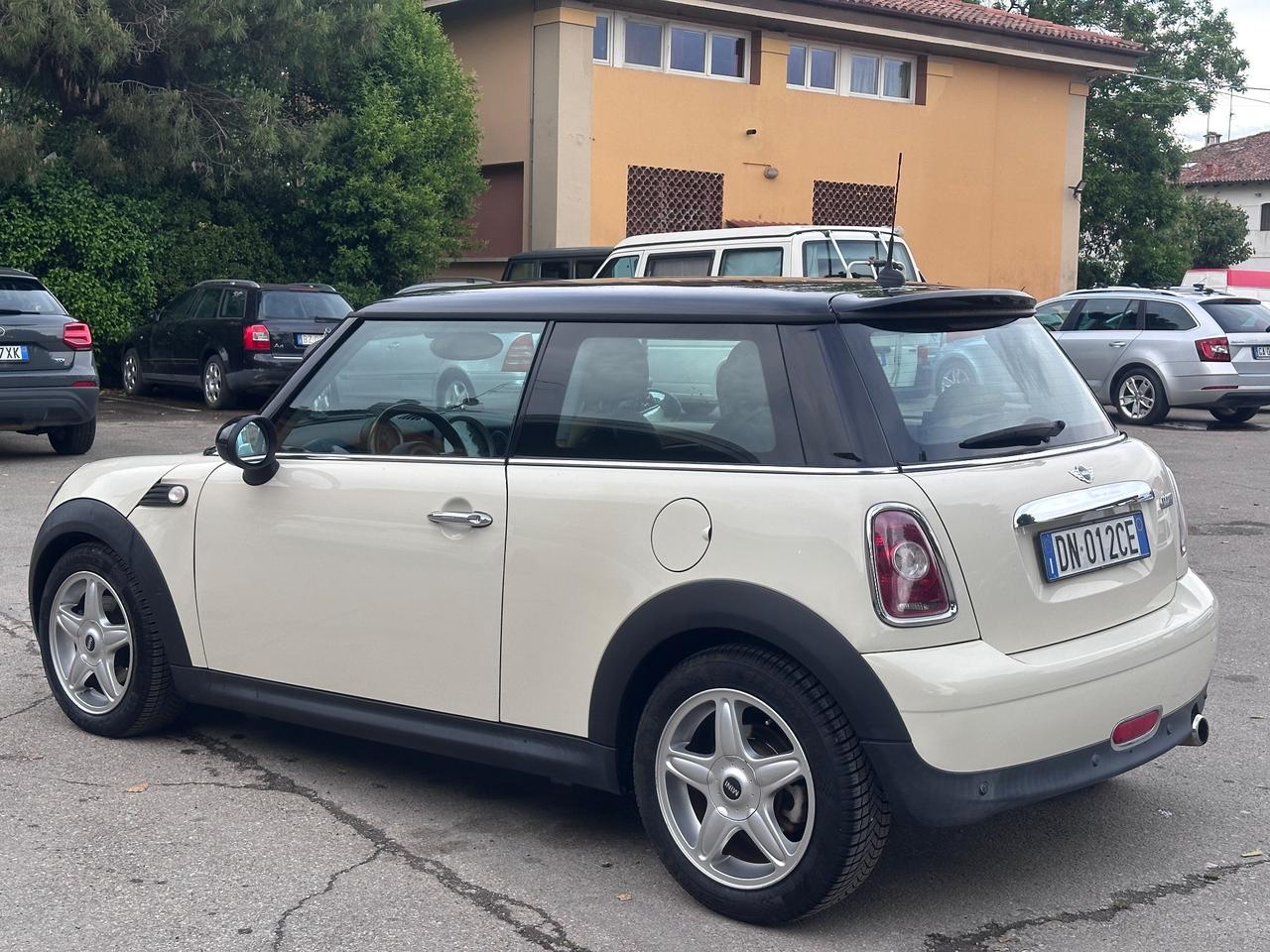 Mini 1.6 16V Cooper sedili riscadabili