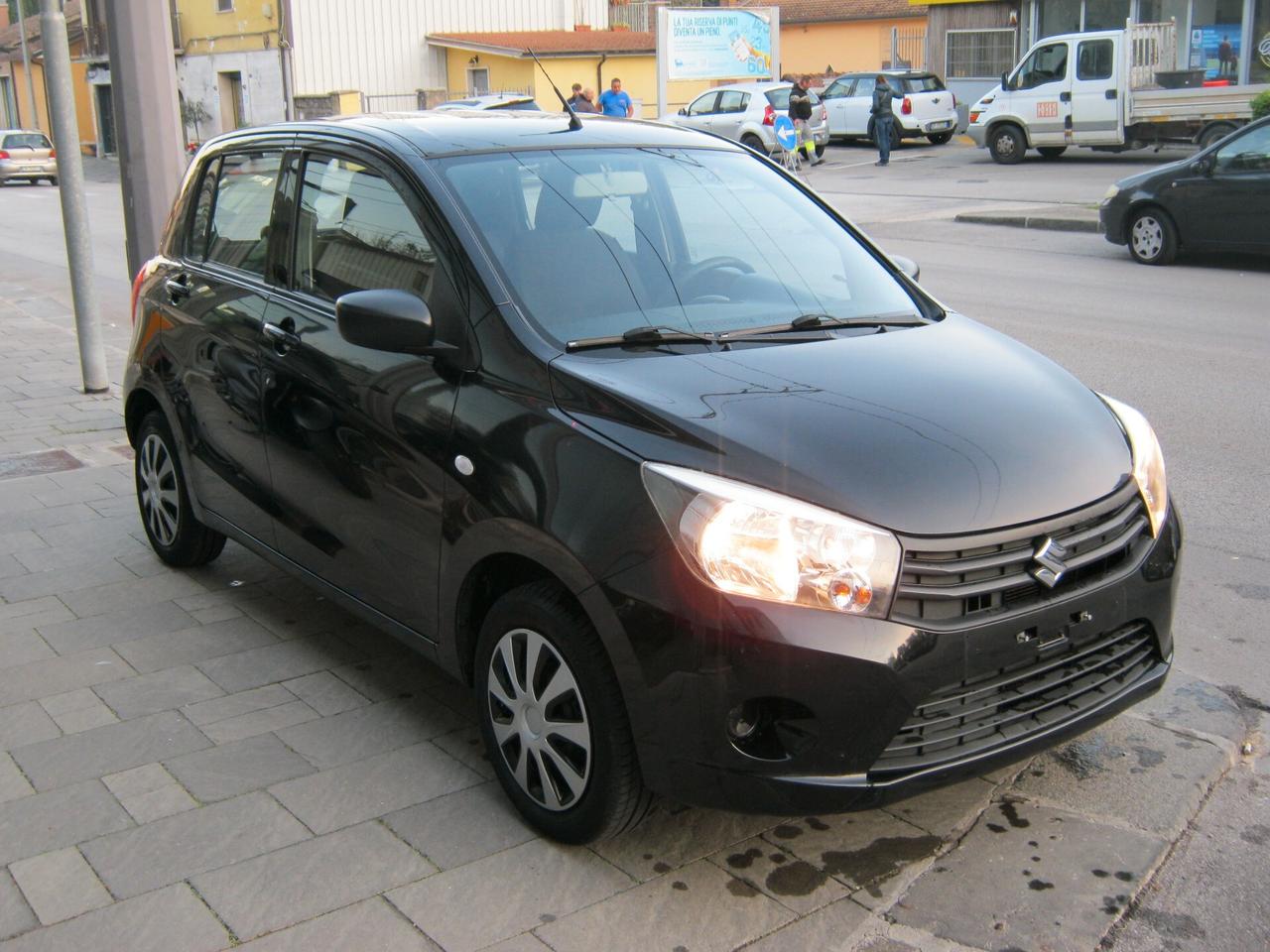 Suzuki Celerio 1.0 Style 68cv 5P. clima