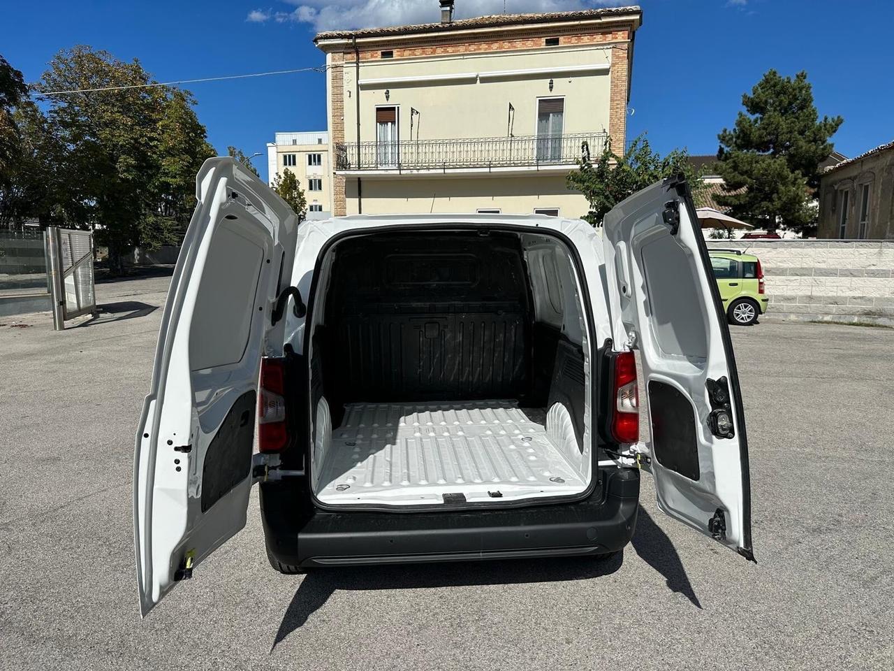 Citroen Berlingo BlueHDi 75 Van