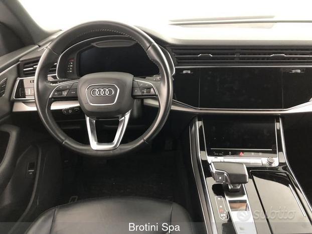Audi Q8 50 TDI 286 CV quattro tiptronic