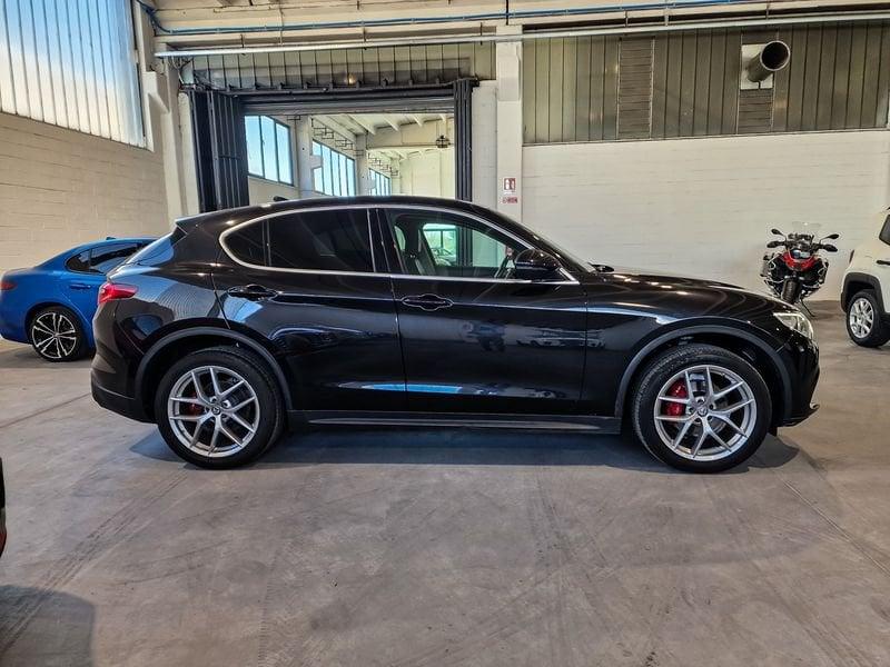 Alfa Romeo Stelvio 2.0 Turbo 280cv First Edition Q4 Auto