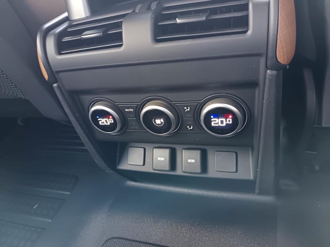 Land Rover Defender 90 3.0d I6 200 CV AWD Auto SE, UFF., UNICOPROP.