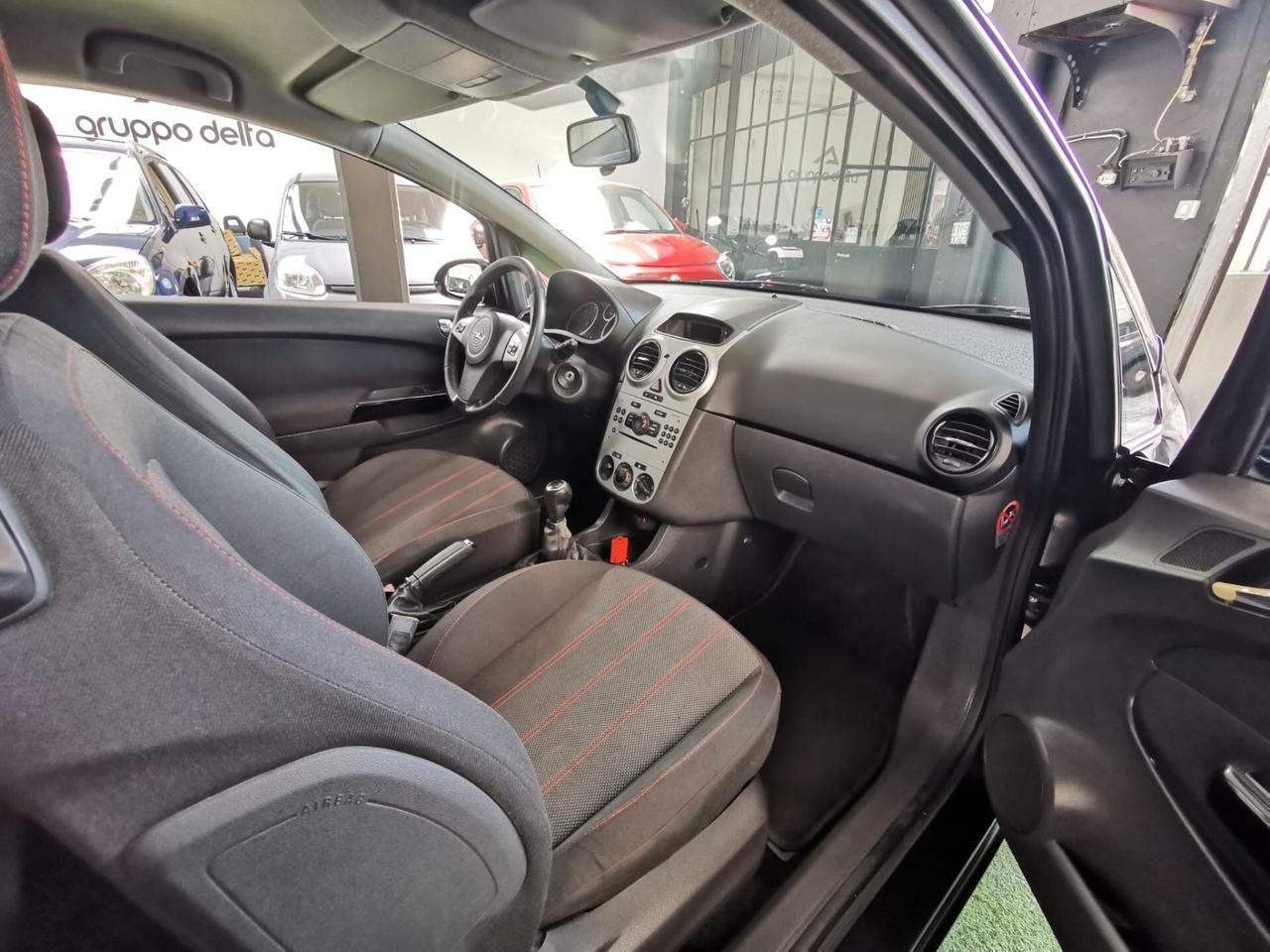 Opel Corsa 1.2 Sport NEOPATENTATI GARANZIA 12 MESI