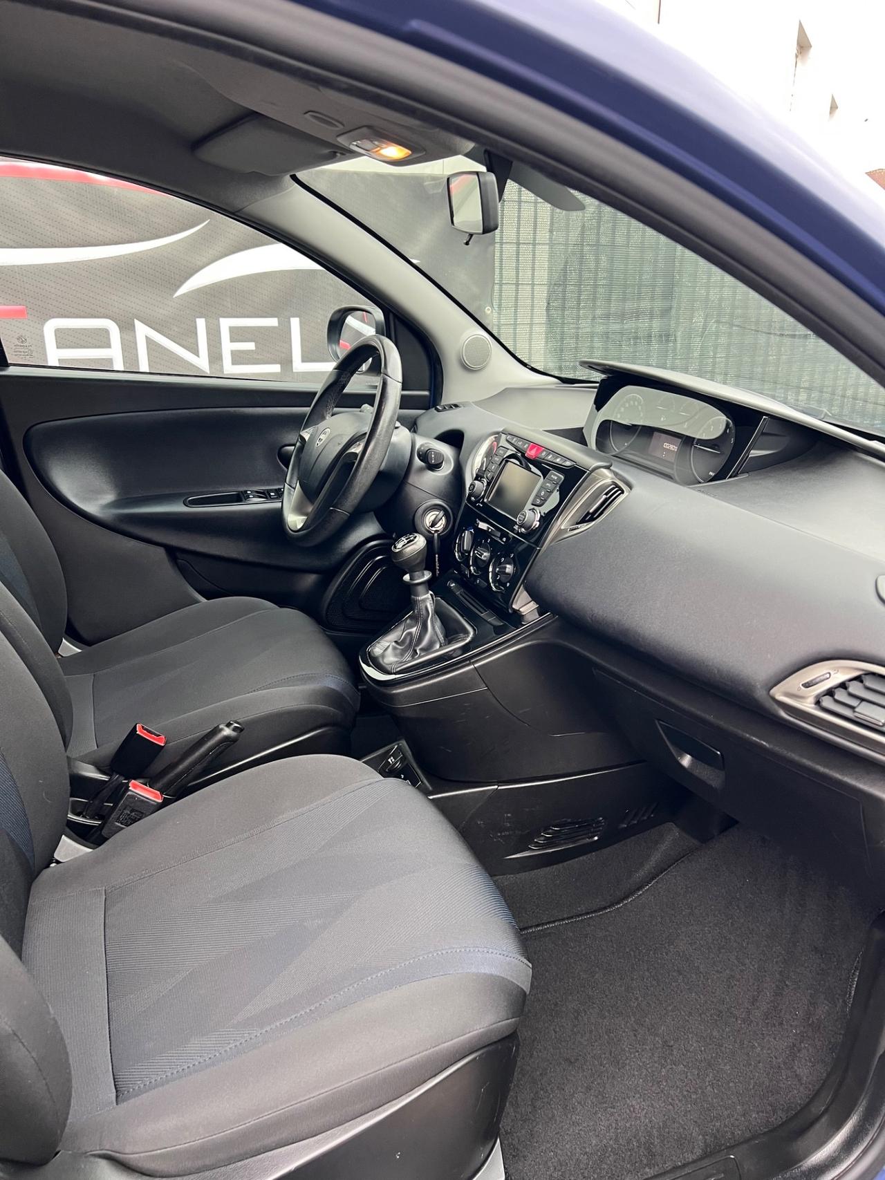 Lancia Ypsilon 1.2 69 CV 5 porte GPL Ecochic NEOPATENTATI
