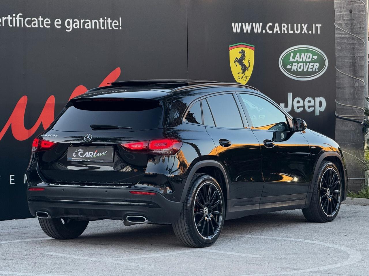 Mercedes-Benz GLA 200 d Premium AMG TETTO INT ROSSI