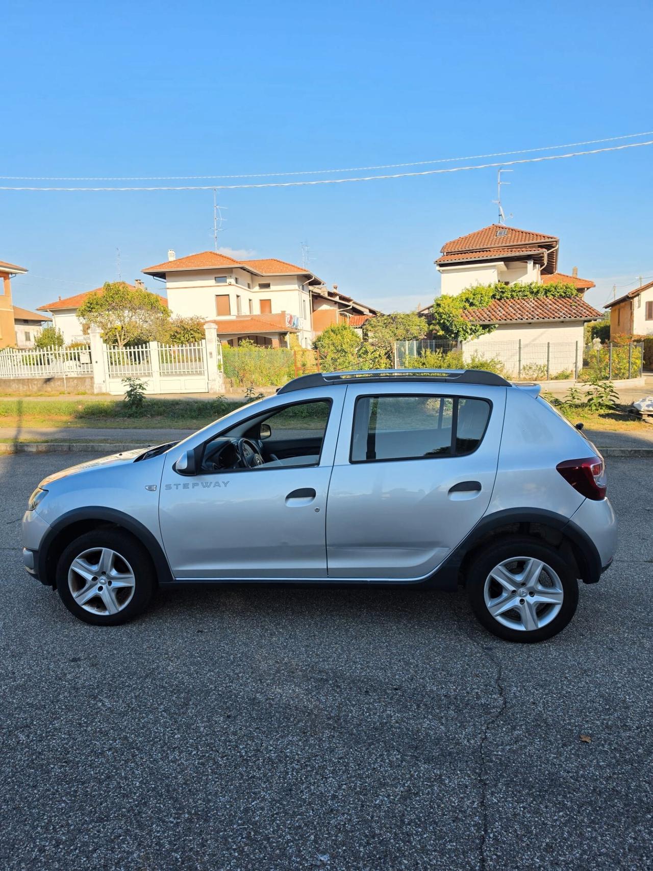 Dacia Sandero Stepway neopatentati