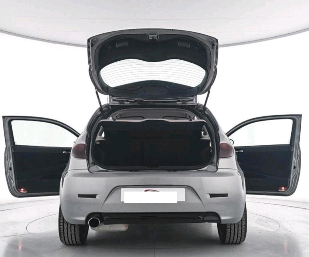 Alfa Romeo 147 1.9 JTD (120) 3 porte Black Line 2008