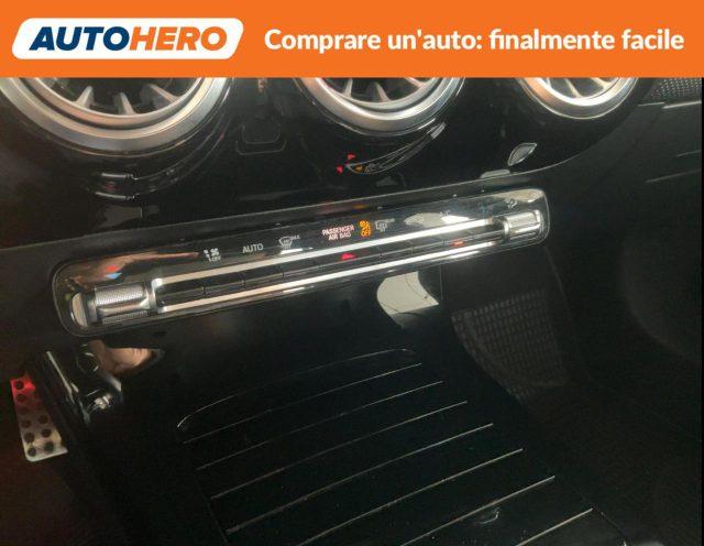 MERCEDES-BENZ A 200 d Automatic Premium
