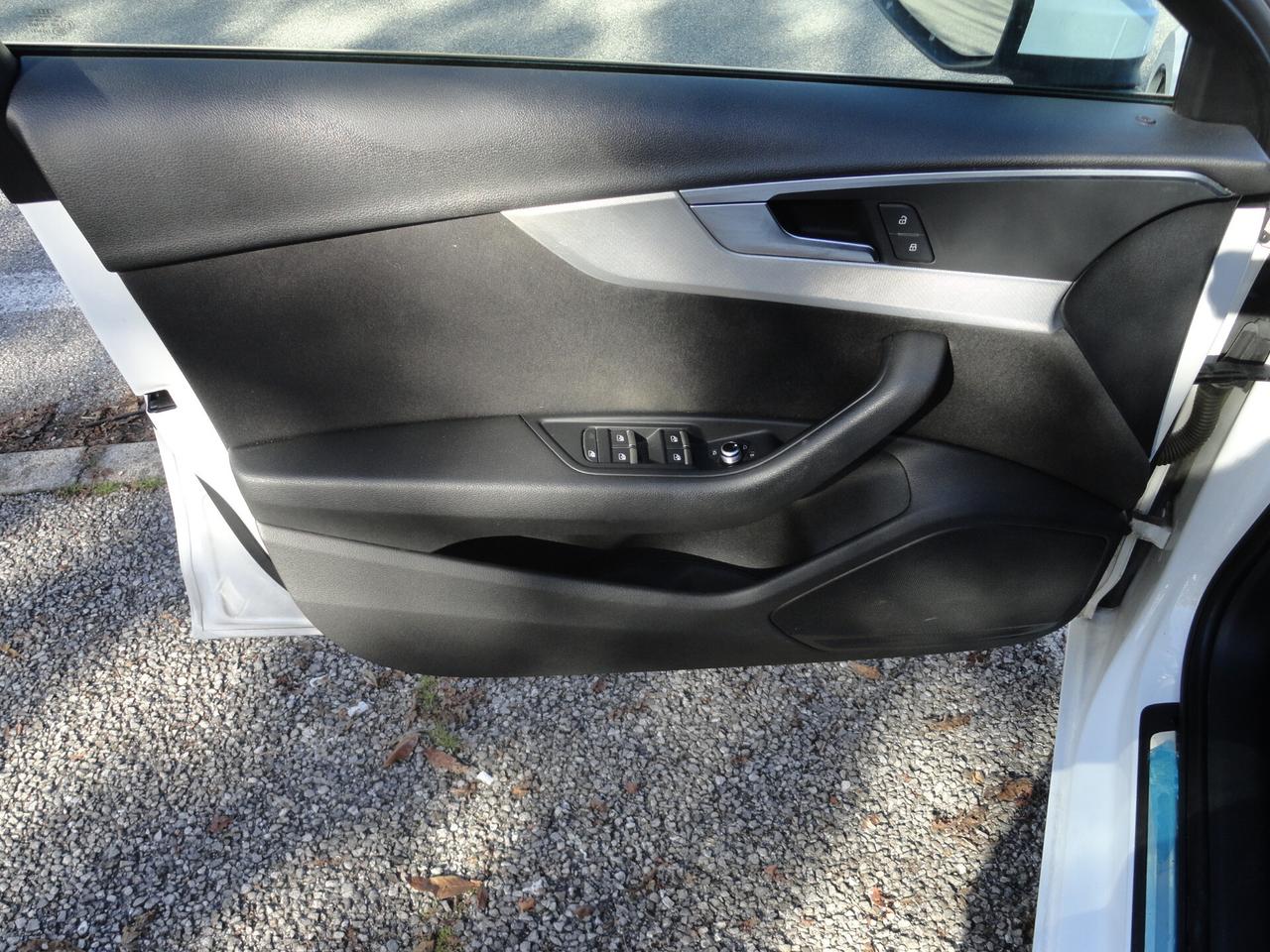 Audi A4 2.0 TDI 150 CV ultra S tronic Sport