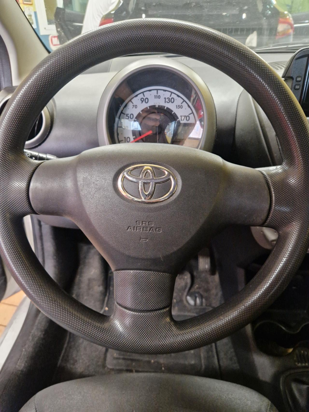 Toyota Aygo 1.0 68CV - 2013