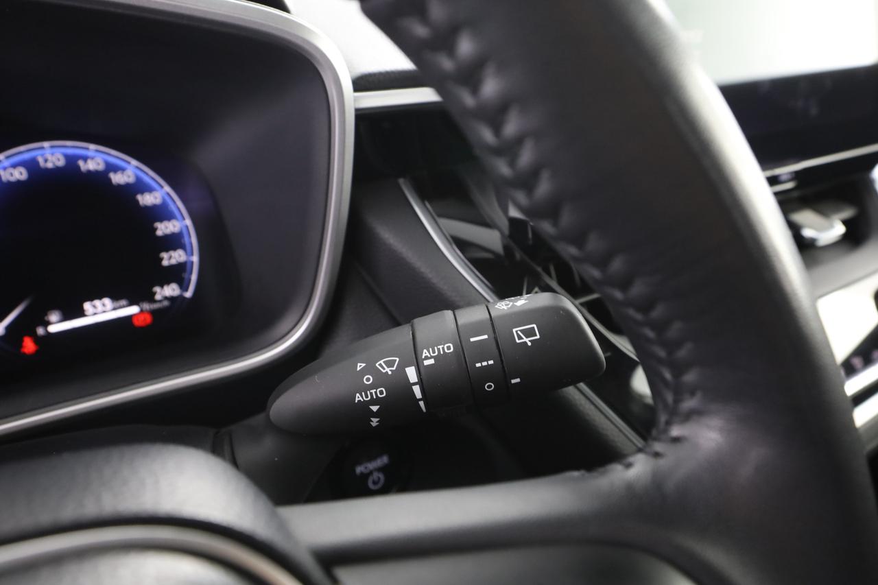 TOYOTA Corolla Cross 1.8 Hybrid 140 CV E-CVT Trend