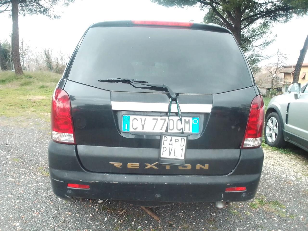 Ssangyong REXTON 2.7 XDi cat Premium