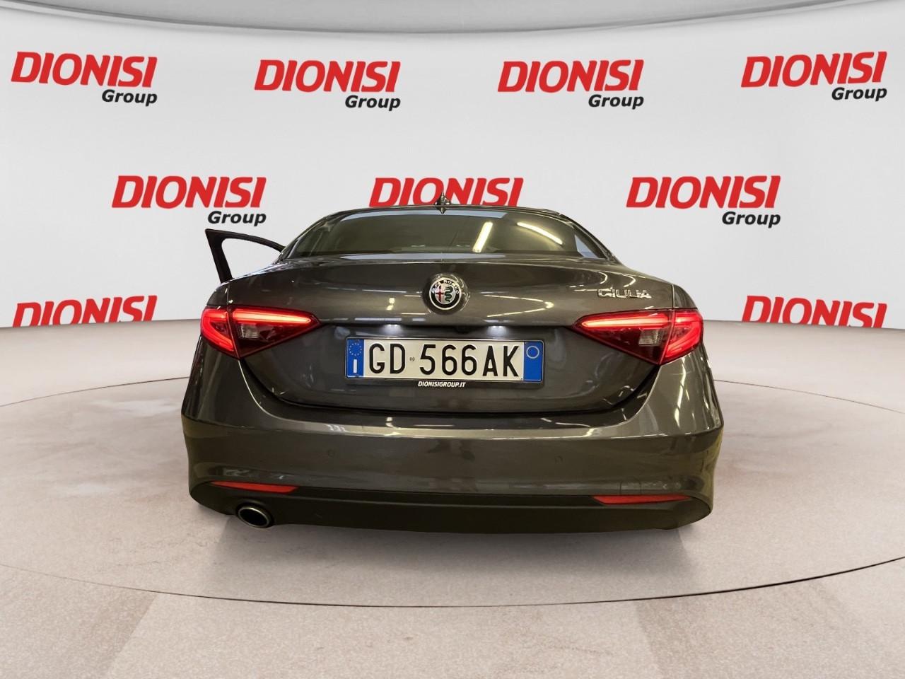 Alfa Romeo Giulia 2.2 t Business 160cv auto
