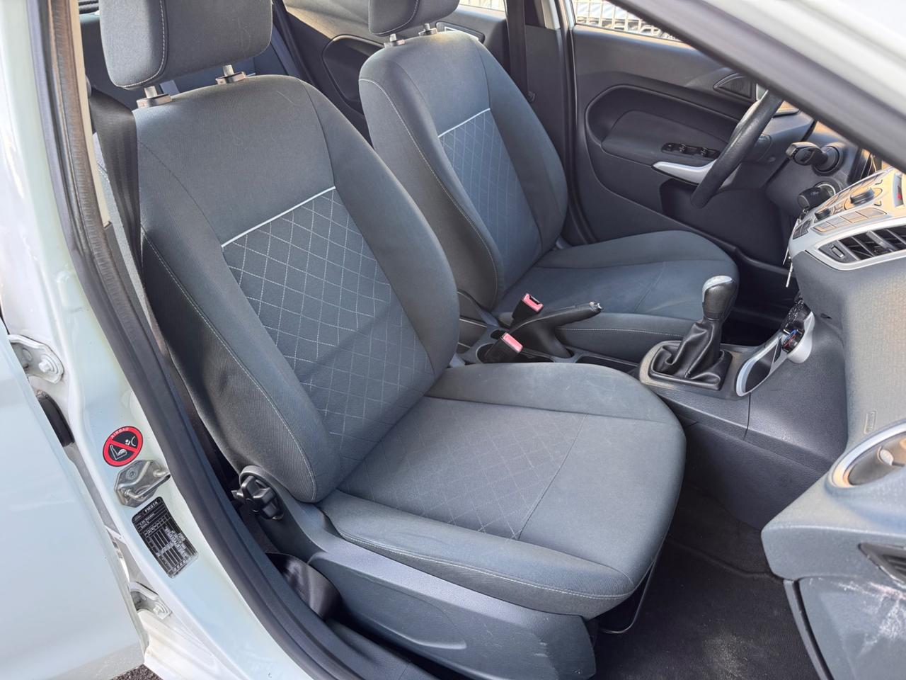 Ford Fiesta 1.2 60CV 5p. Neopaten garanzia 12 mesi