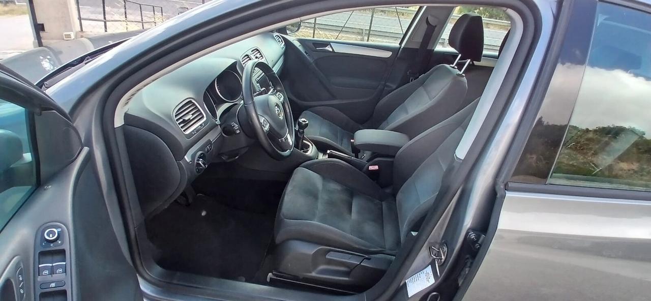 Volkswagen Golf 1.6 6° TDI DPF 5p. Highline - 2012