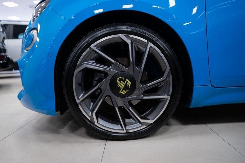 Abarth 500e 42 kWh Turismo