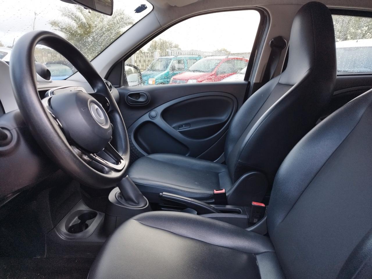 Smart ForFour 70 1.0 Youngster