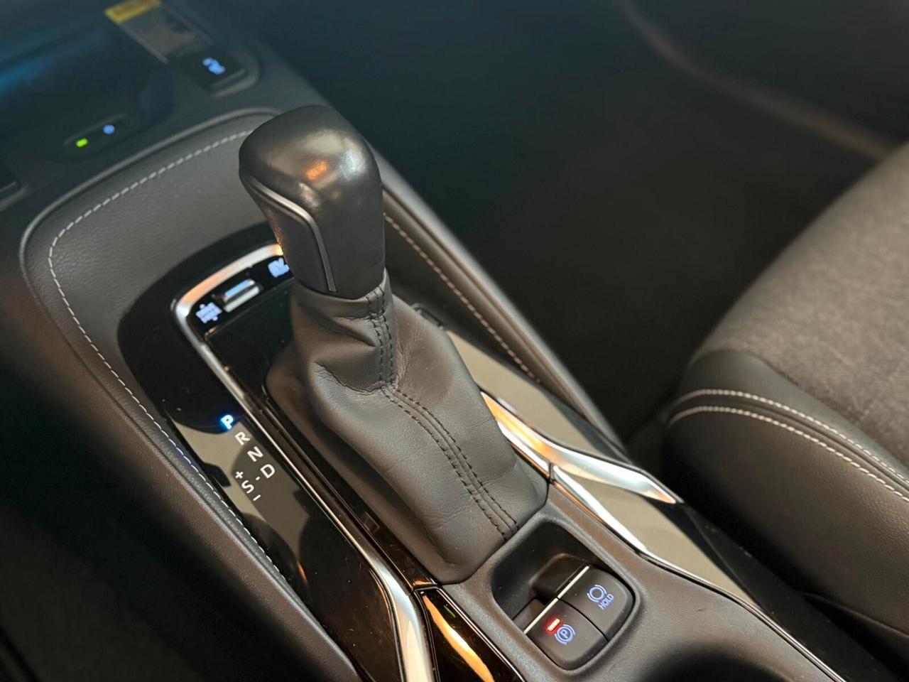 Toyota Corolla Touring Sports 2.0 Hybrid Style