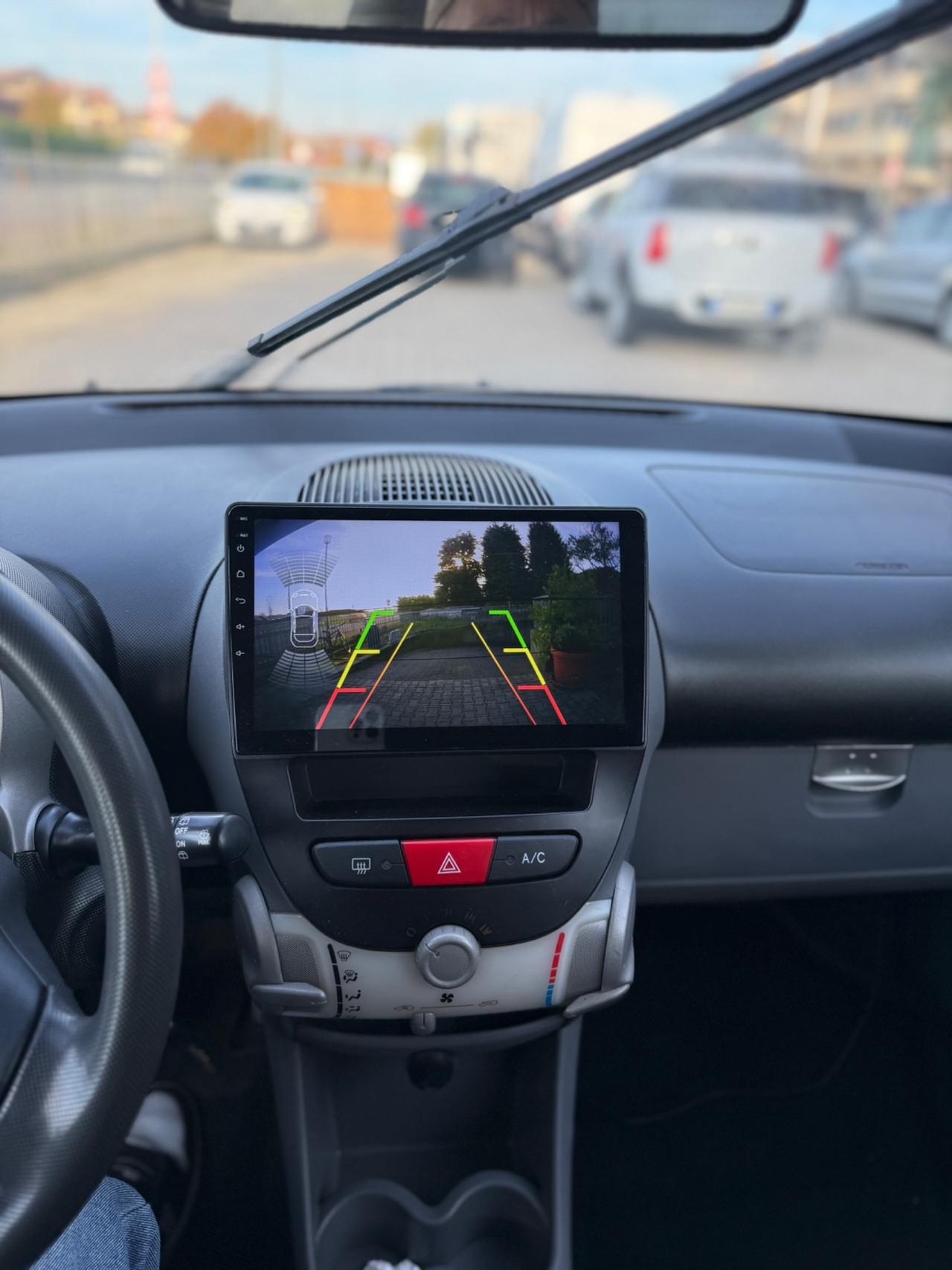 Toyota Aygo 1.0 12V VVT-i 5 porte Sol