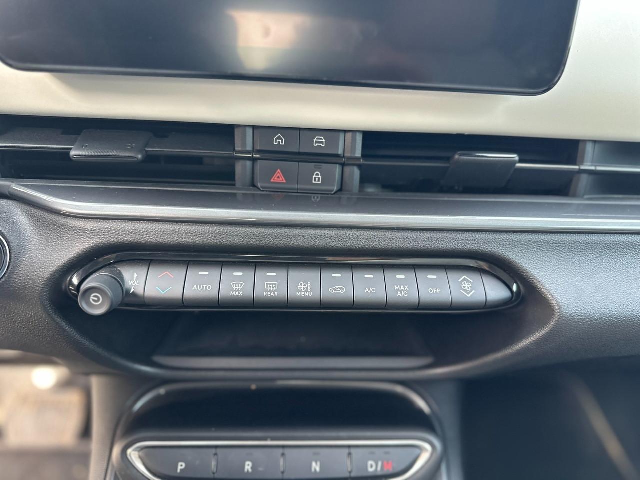 FIAT 600 IV 2023 - 600 1.2 hybrid La Prima II 110cv auto