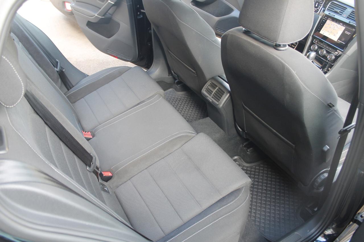 Volkswagen Golf R 2.0 TSI DSG 4MOTION 5p. BMT