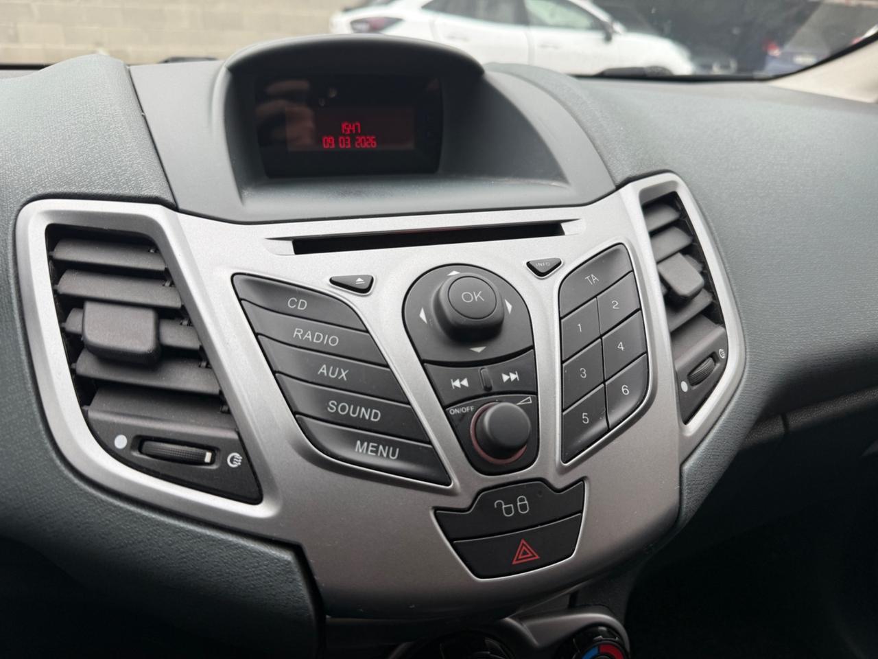 Ford Fiesta 1.2 16V 3p. Titanium