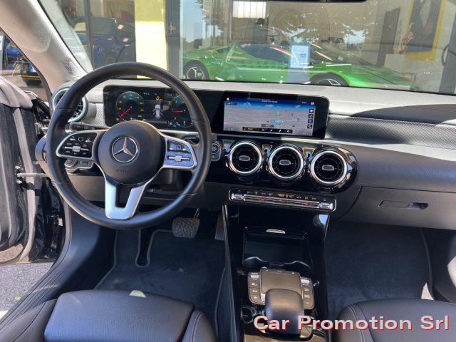 MERCEDES-BENZ CLA 180 d Automatic Shooting Brake Sport
