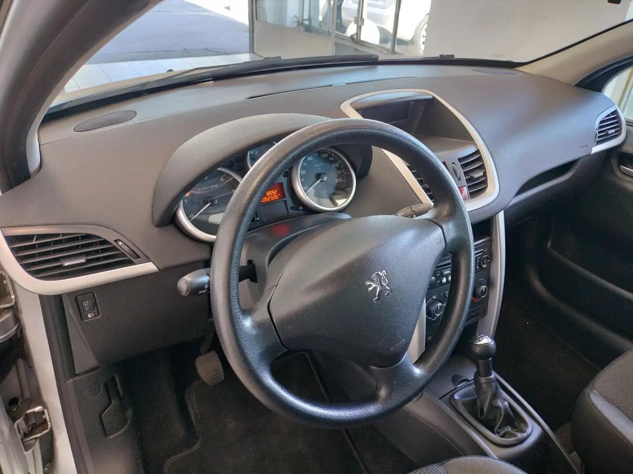 Peugeot 207 1.4 HDi 70CV 5p. "Soli 120.000km"
