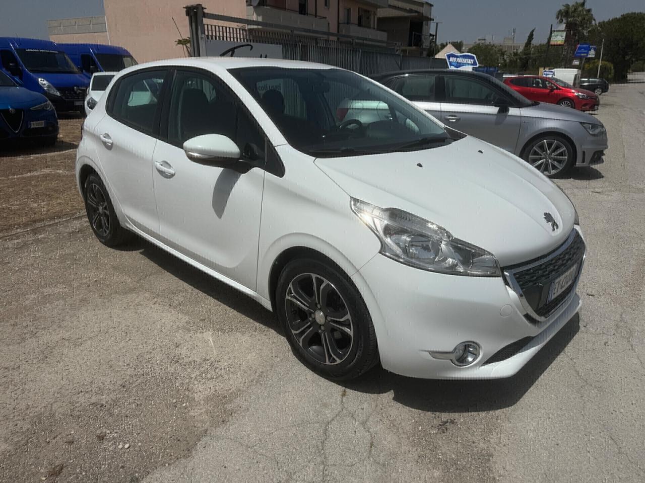 Peugeot 208 1.4 VTi 95 CV GPL Allure