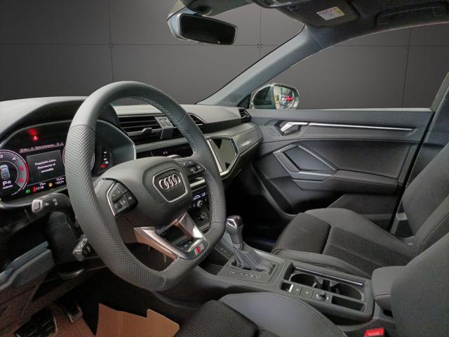 AUDI Q3 SPB 35 TDI S tronic S line Blackline edition