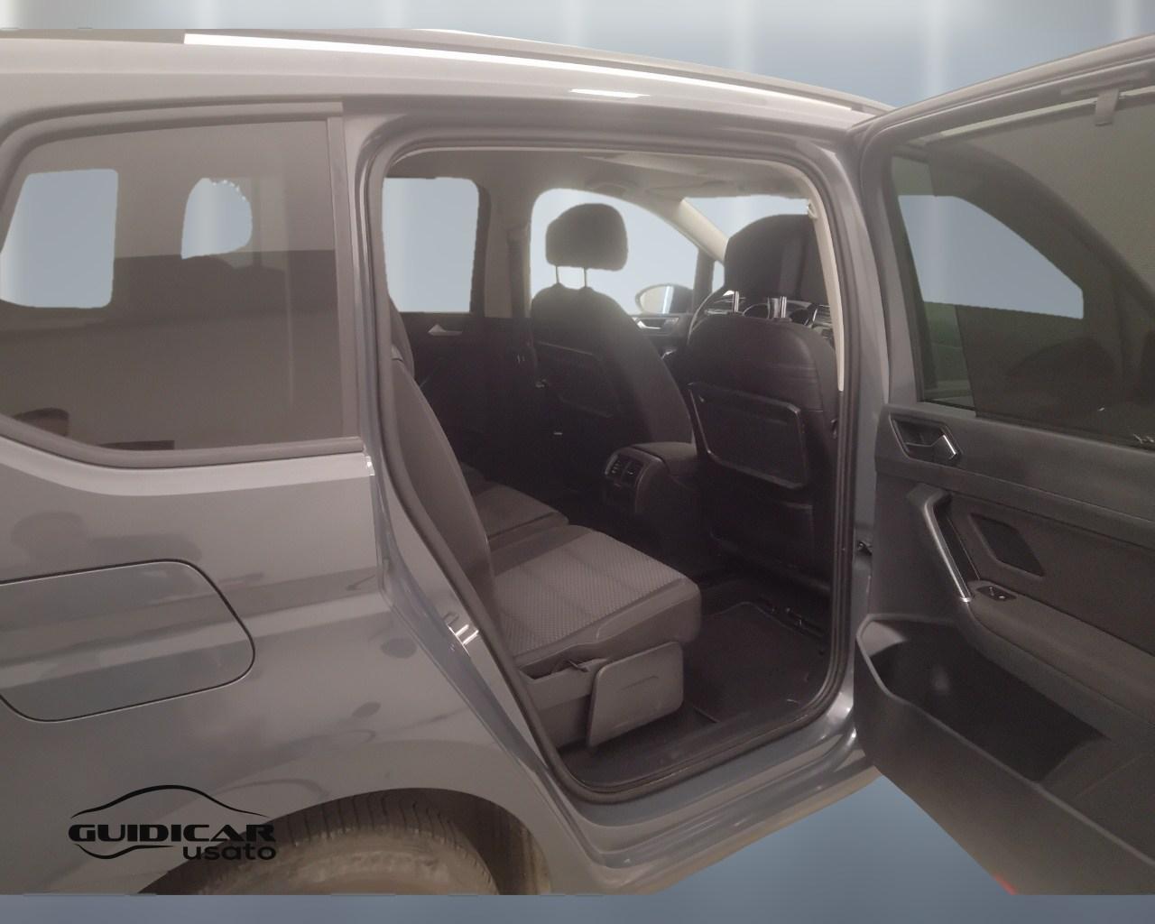 VOLKSWAGEN Touran III 2015 - Touran 2.0 tdi Business dsg