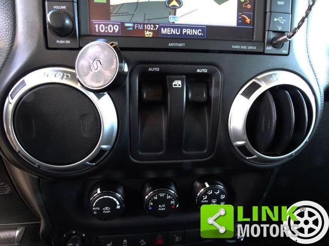 JEEP Wrangler 2.8 CRD DPF Sahara 4x4 automatic