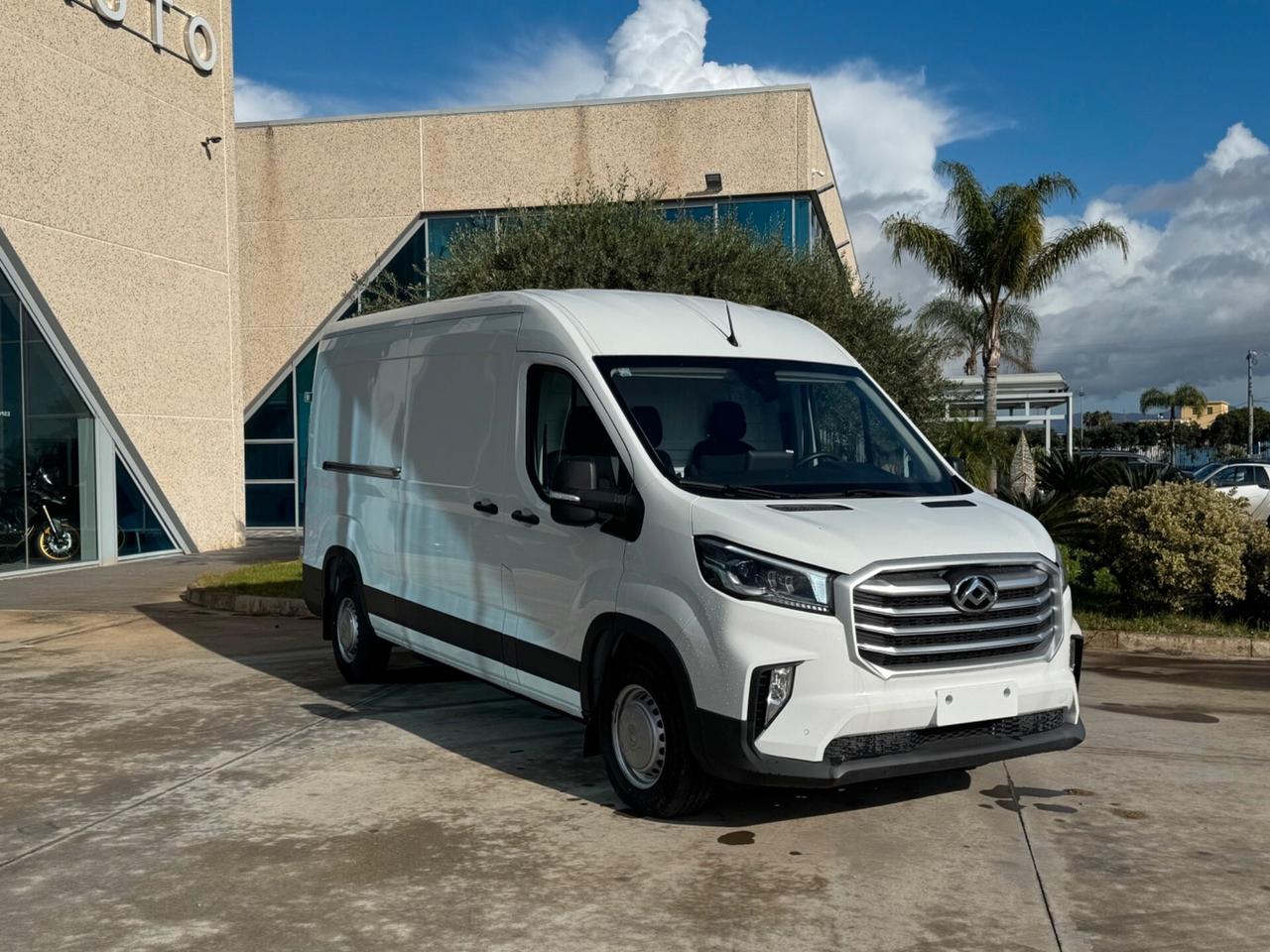 Maxus Deliver9 FWD possibilità noleggio no scoring