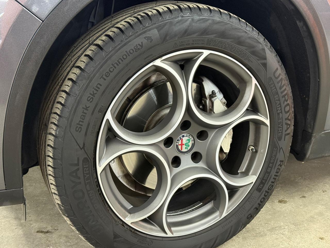 Alfa Romeo Stelvio 2.2 Turbodiesel 180 CV AT8 Q4 Executive