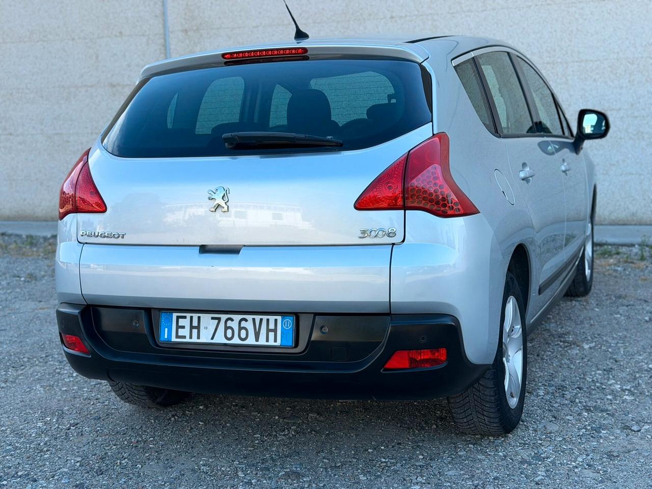 Peugeot 3008 1.6 HDi 112CV Automatico
