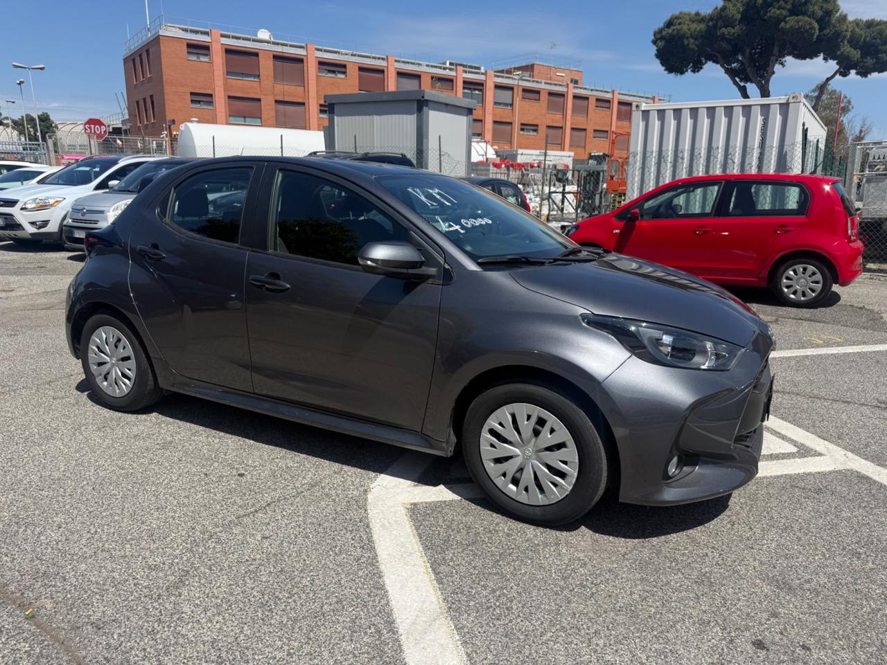 Toyota Yaris 1.5 Hybrid 5 porte Business