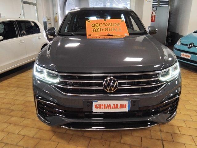 VOLKSWAGEN Tiguan 2.0 TDI 150 CV DSG R-Line 19"