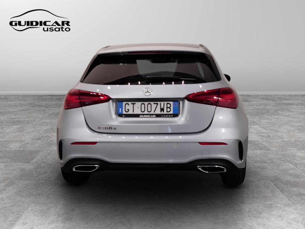 Mercedes-Benz Classe A - W177 2023 - A 180 d AMG Line Advanced Plus auto