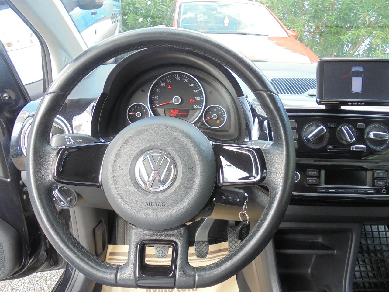 Volkswagen up! 1.0 75 CV 3p. high
