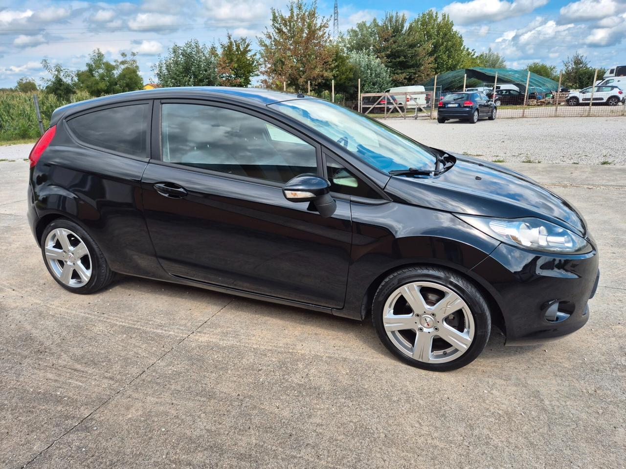 Ford Fiesta Fiesta+ 1.4 TDCi 70CV 3 porte