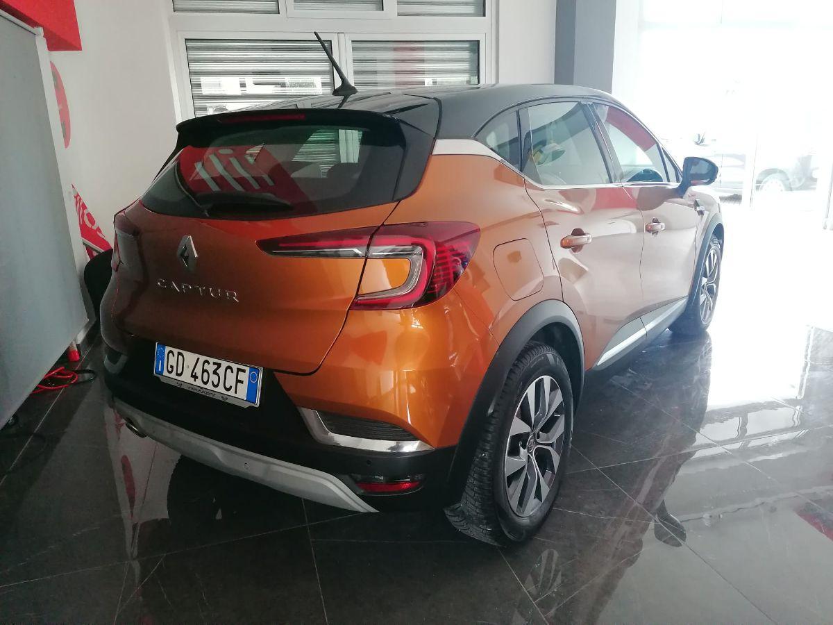 RENAULT - Captur - TCe 12V 100 CV GPL FAP Intens