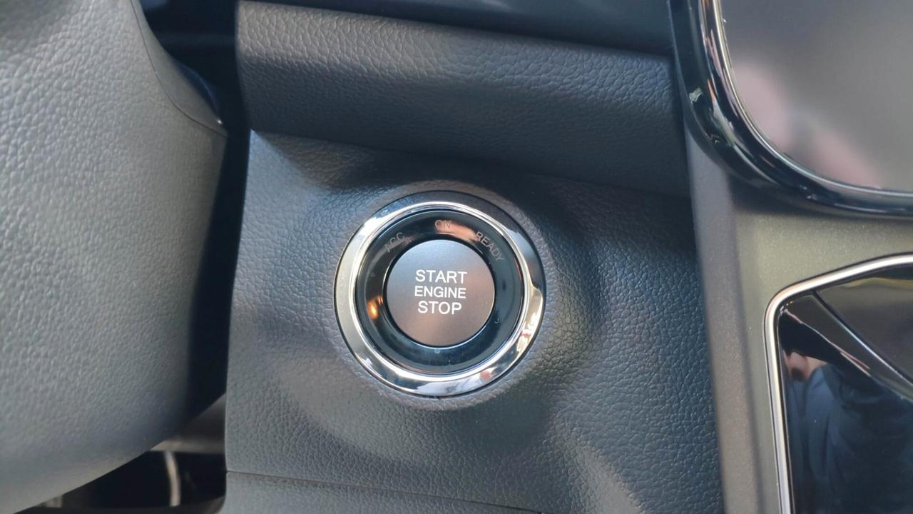 Kgm Tivoli Style 1500cc Turbo Benz 163 CV