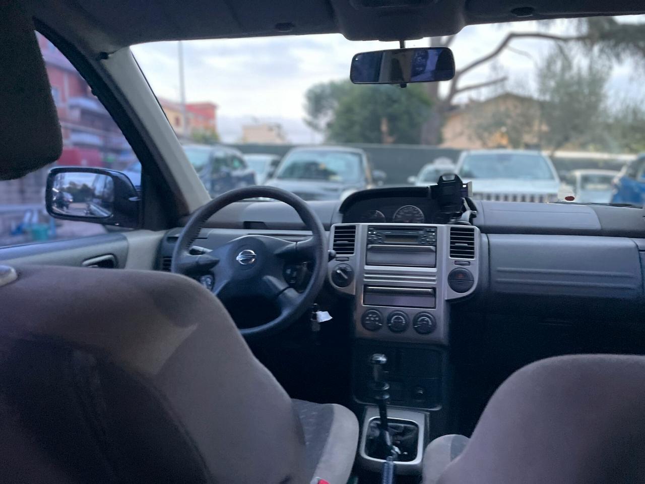 Nissan X-Trail 2.2 dCi Sport Columbia