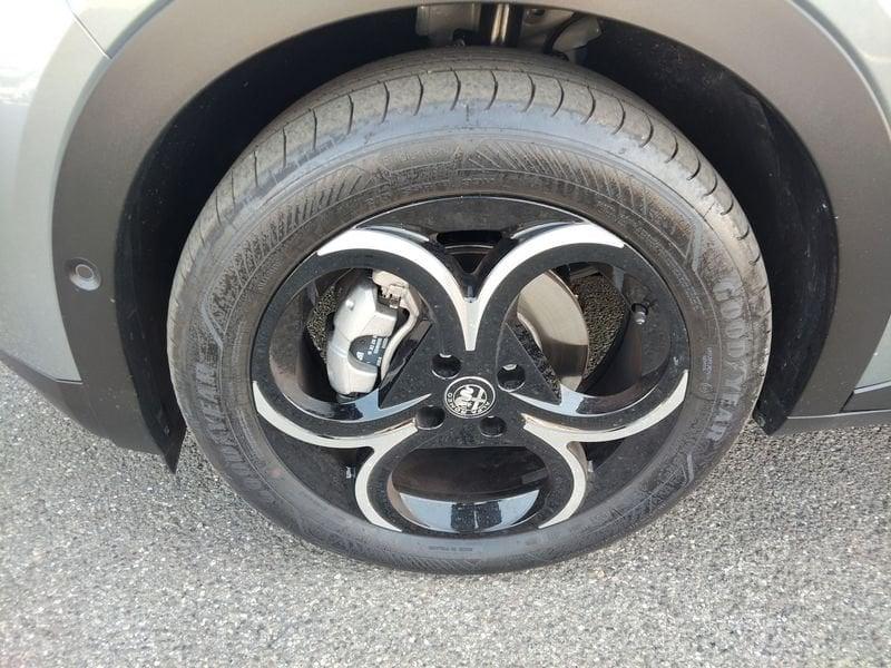 Alfa Romeo Junior Ibrida 1.2 145CV Hybrid eDCT6 ibrida Q4 Ti